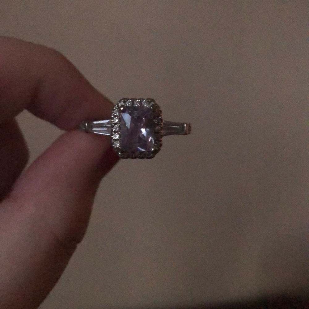 Size 9 radiant cut purple cz fashion ring